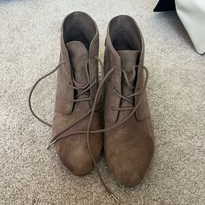 Dr Scholls wedge mini boots